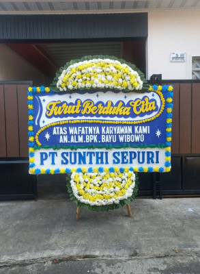 Papan Bunga Duka di Geger