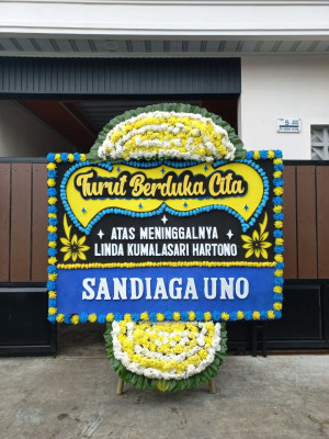 Papan Bunga Duka di Geger